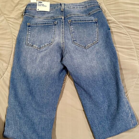 NWT Old Navy Rock Star Super Skinny Jeans Size 4 - Picture 2 of 11